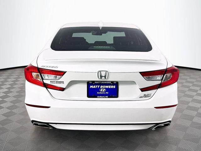 Photo of 2019 White Honda Accord