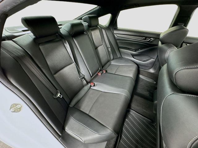 Photo of 2019 White Honda Accord