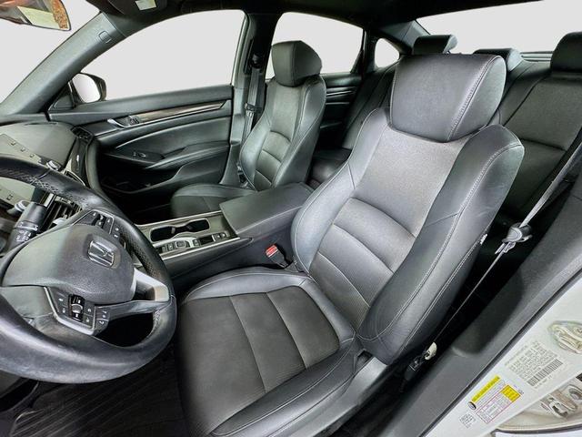 Photo of 2019 White Honda Accord