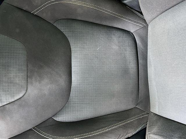 Photo of 2016 Bright White Clearcoat Jeep Cherokee