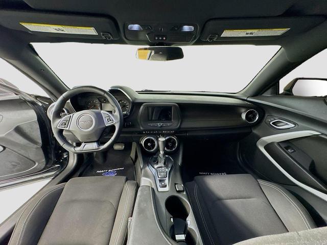 Photo of 2021 Black Chevrolet Camaro