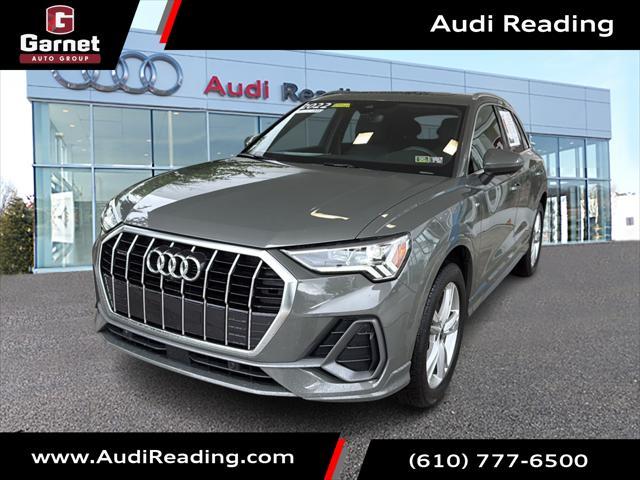 Photo of 2022 Chronos Gray Metallic Audi Q3