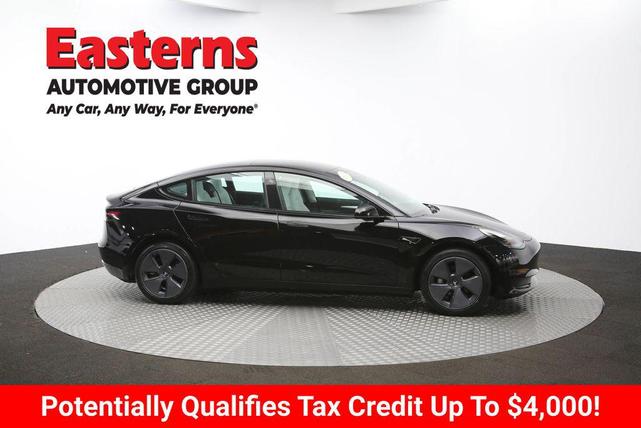 Photo of 2022 Solid Black Tesla Model 3