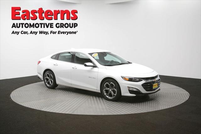 Photo of 2023 Summit White Chevrolet Malibu