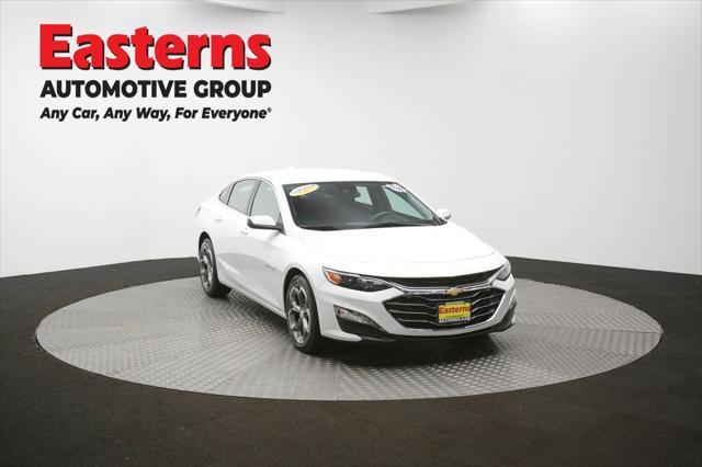Photo of 2023 Summit White Chevrolet Malibu