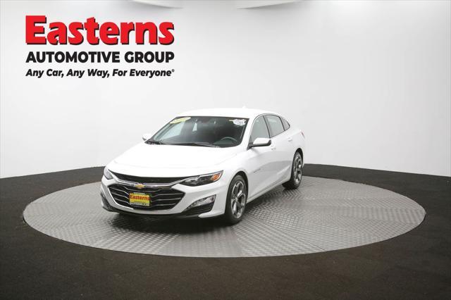 Photo of 2023 Summit White Chevrolet Malibu