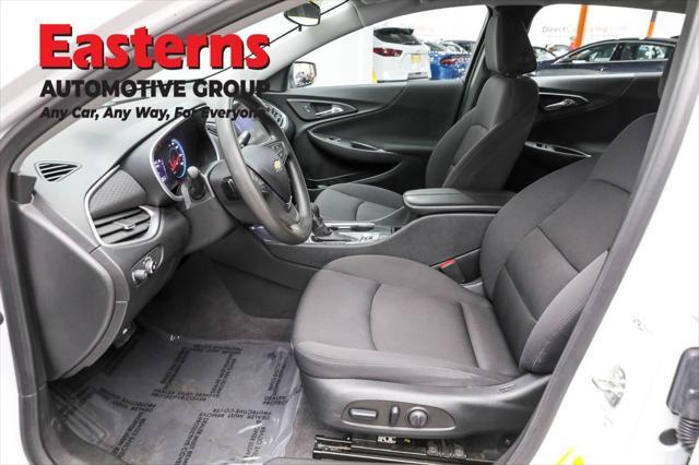 Photo of 2023 Summit White Chevrolet Malibu
