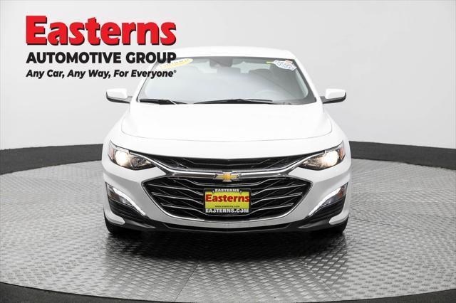 Photo of 2023 Summit White Chevrolet Malibu