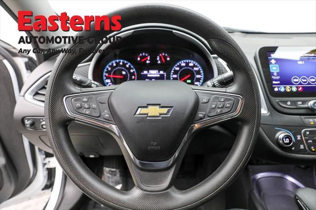 Photo of 2023 Summit White Chevrolet Malibu