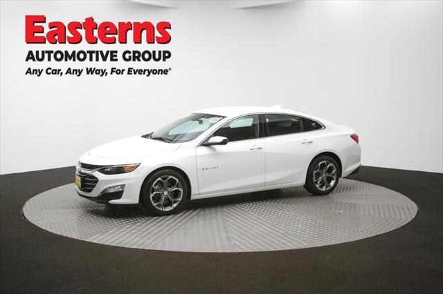 Photo of 2023 Summit White Chevrolet Malibu