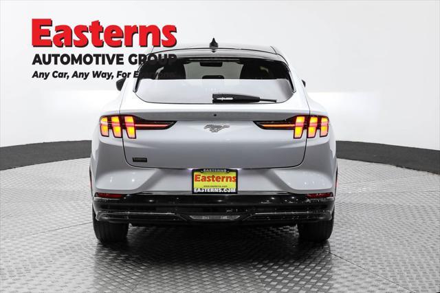 Photo of 2021 SPACE WHITE METALLIC Ford Mustang Mach-E
