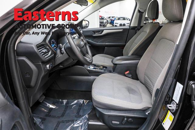 Photo of 2022 AGATE BLACK METALLIC Ford Escape