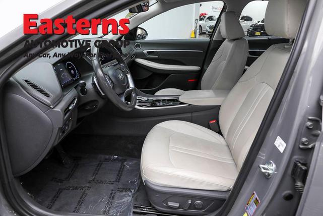 Photo of 2022 Hampton Gray Hyundai SONATA Hybrid
