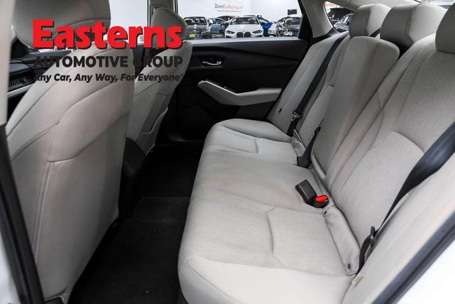Photo of 2024 Platinum White Pearl Honda Accord