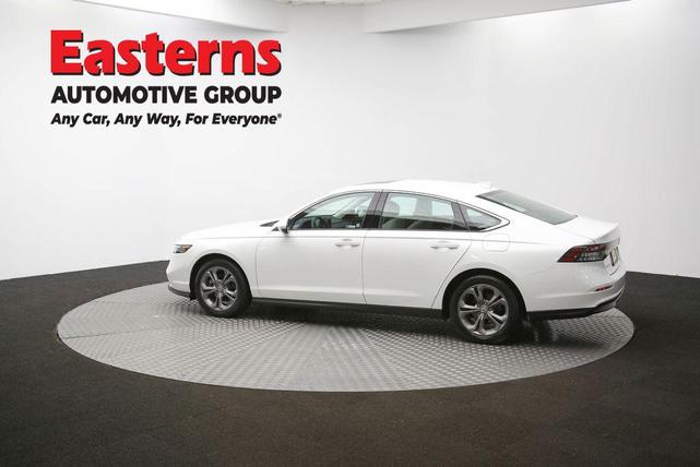 Photo of 2024 Platinum White Pearl Honda Accord