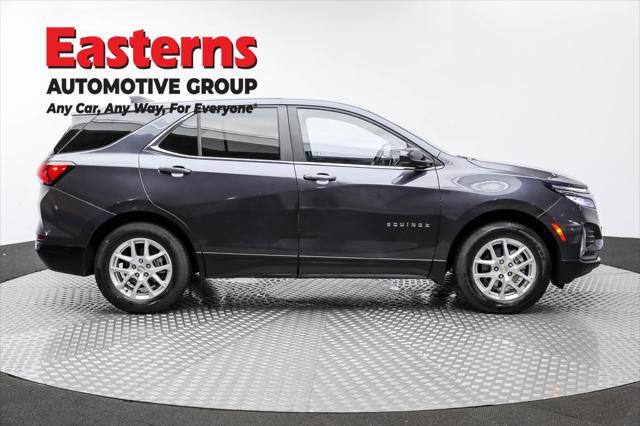 Photo of 2022 Iron Gray Metallic Chevrolet Equinox