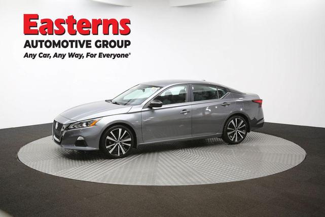 Photo of 2022 Gun Metallic Nissan Altima