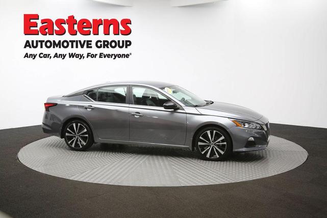Photo of 2022 Gun Metallic Nissan Altima