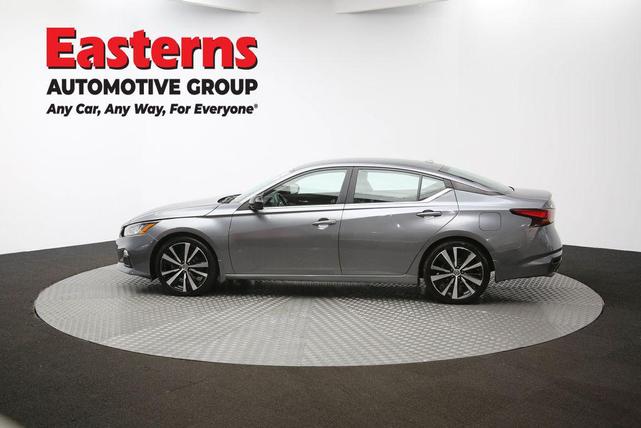 Photo of 2022 Gun Metallic Nissan Altima
