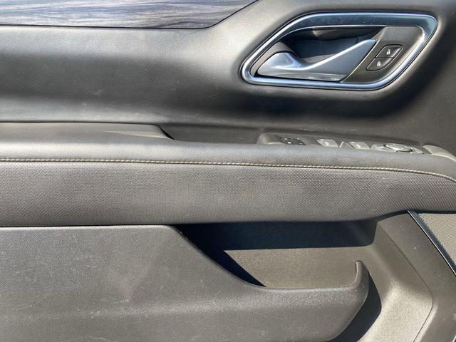 Photo of 2023 Sterling Metallic GMC Yukon