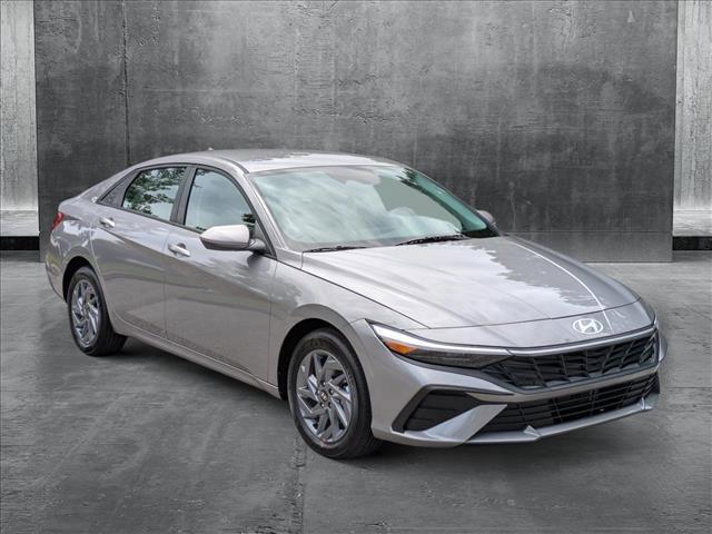Photo of 2025 Fluid Metal Hyundai ELANTRA HEV