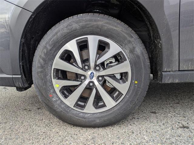 Photo of 2025 Gray Metallic Subaru Outback