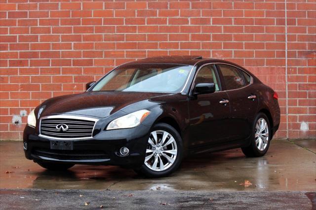 2013 Infiniti M37