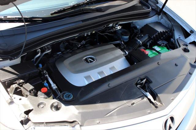 Photo of 2011 Silver Acura MDX