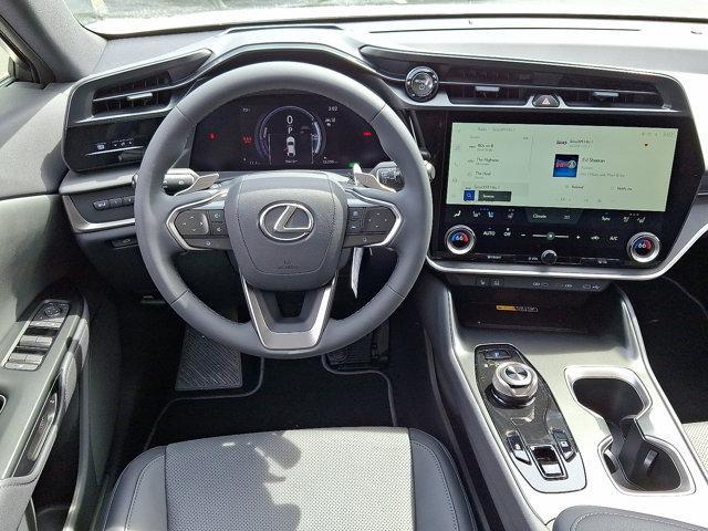 Photo of 2025 Eminent White Pearl - 085 Lexus RZ 450e