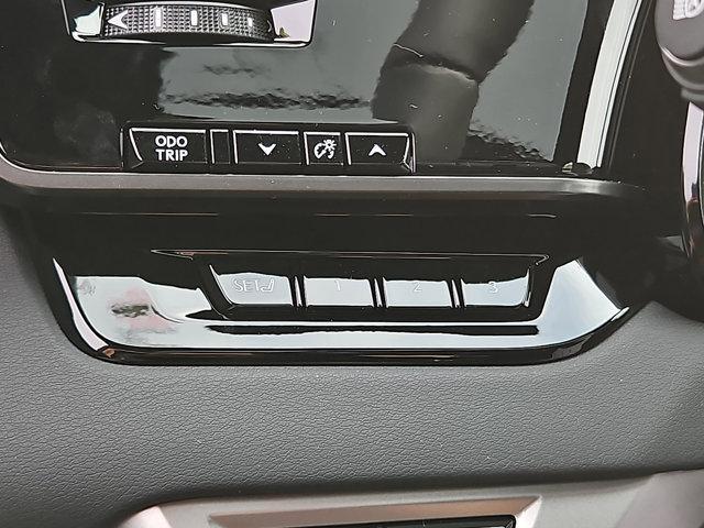 Photo of 2025 Iridium Lexus RX 350