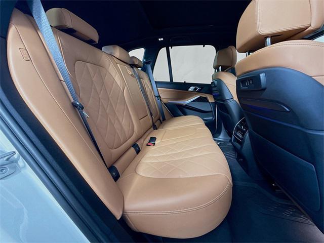 Photo of 2023 White Metallic BMW X5