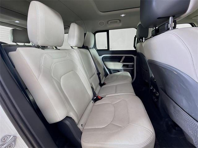 Photo of 2023 Fuji White Land Rover Defender