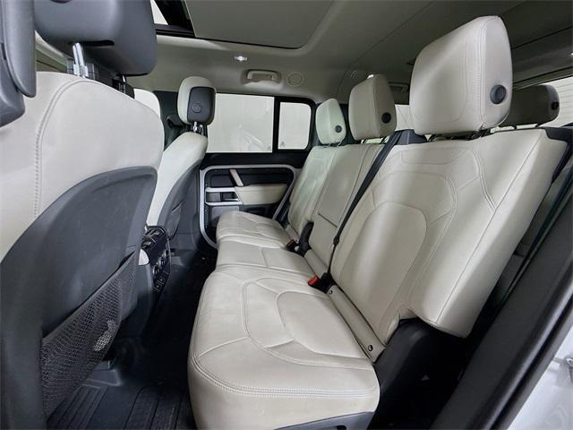 Photo of 2023 Fuji White Land Rover Defender