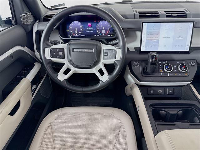 Photo of 2023 Fuji White Land Rover Defender