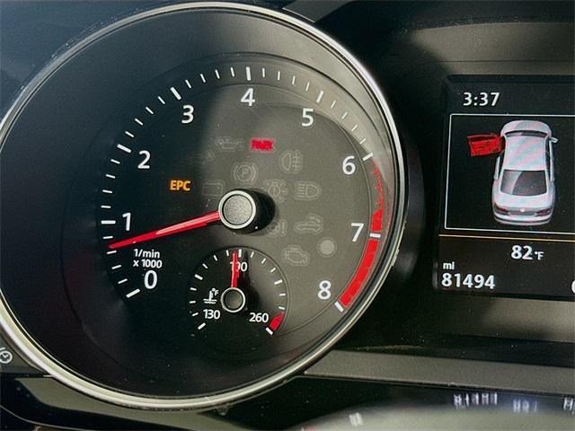 Photo of 2017 Platinum Gray Metallic Volkswagen Jetta