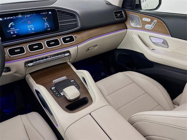 Photo of 2022 White Mercedes-Benz GLE 350