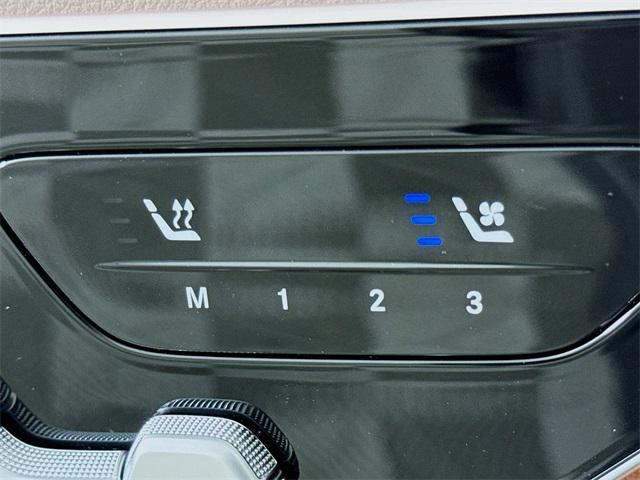 Photo of 2024 Obsidian Black Metallic Mercedes-Benz E-Class