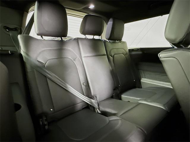 Photo of 2024 Eiger Gray Metallic Land Rover Defender