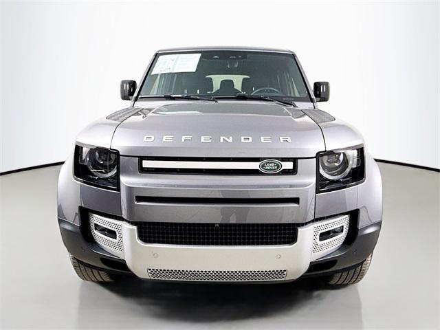 Photo of 2024 Eiger Gray Metallic Land Rover Defender