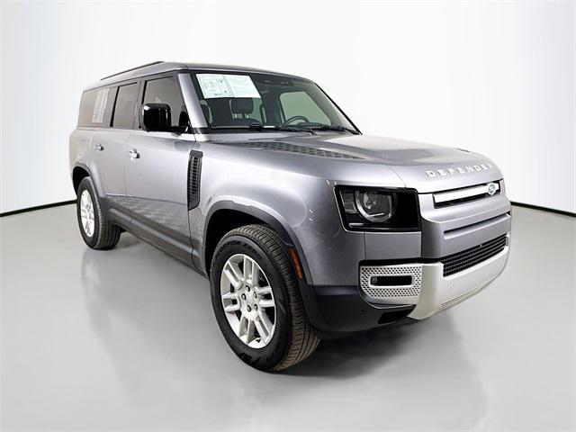 Photo of 2024 Eiger Gray Metallic Land Rover Defender