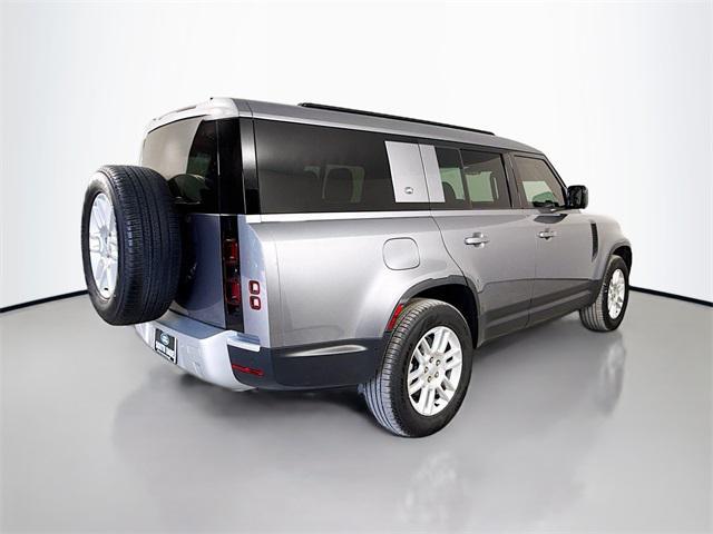Photo of 2024 Eiger Gray Metallic Land Rover Defender