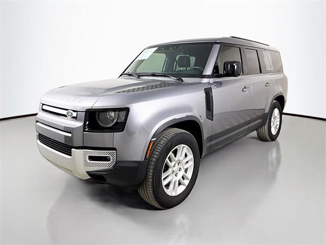 Photo of 2024 Eiger Gray Metallic Land Rover Defender