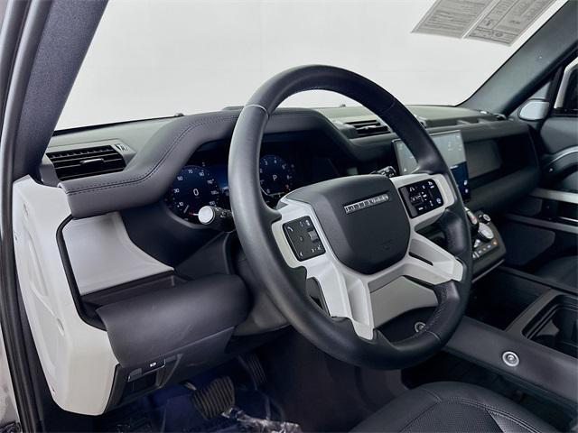 Photo of 2024 Eiger Gray Metallic Land Rover Defender
