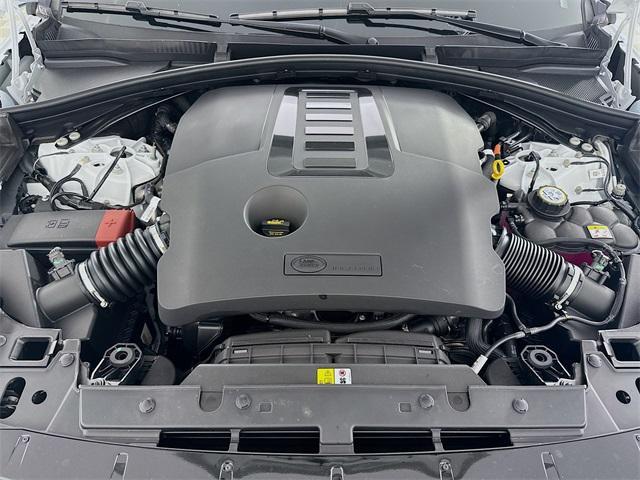 Photo of 2026 Fuji White Land Rover Range Rover Velar