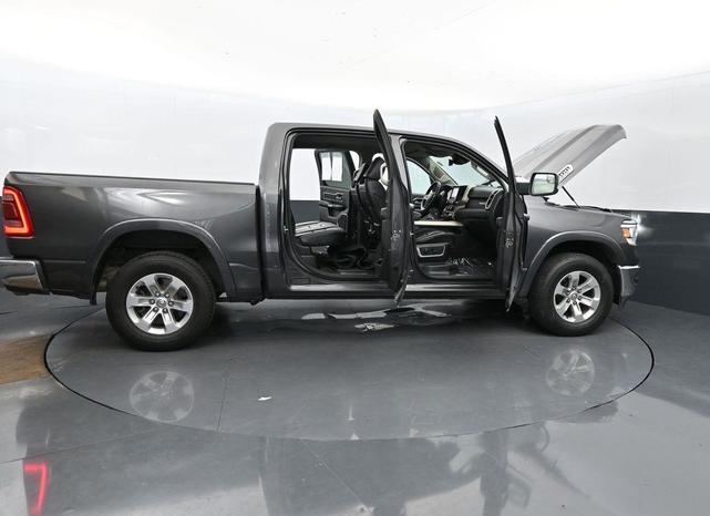 Photo of 2022 Granite Crystal Clearcoat Metallic RAM 1500