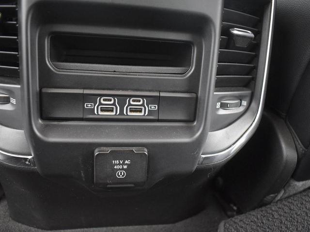 Photo of 2022 Granite Crystal Clearcoat Metallic RAM 1500