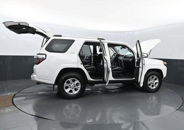 Photo of 2024 Wind Chill Pearl Toyota 4Runner