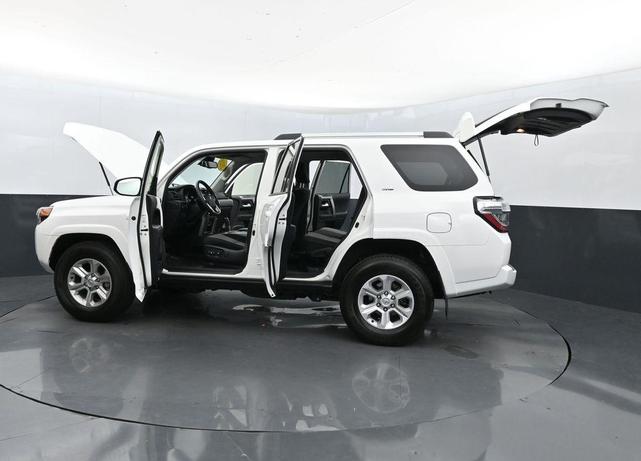 Photo of 2024 Wind Chill Pearl Toyota 4Runner
