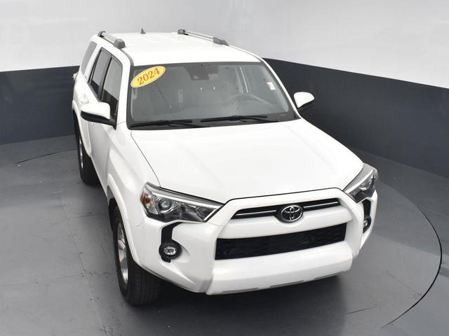 Photo of 2024 Wind Chill Pearl Toyota 4Runner