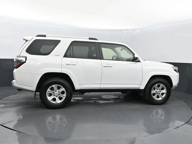 Photo of 2024 Wind Chill Pearl Toyota 4Runner